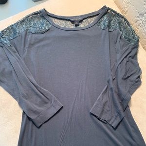 Banana Republic Lace Shoulder 3/4 Length Sleeve